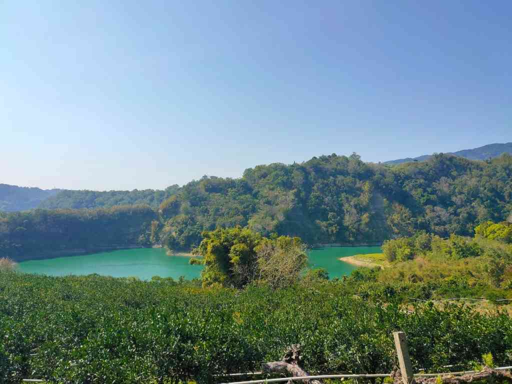 苗栗卓蘭面鯉魚潭觀景別墅～湖光山色～寧靜休閒渡假視意圖